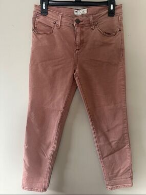 Free People Skinny Jeans in Mauve Pink